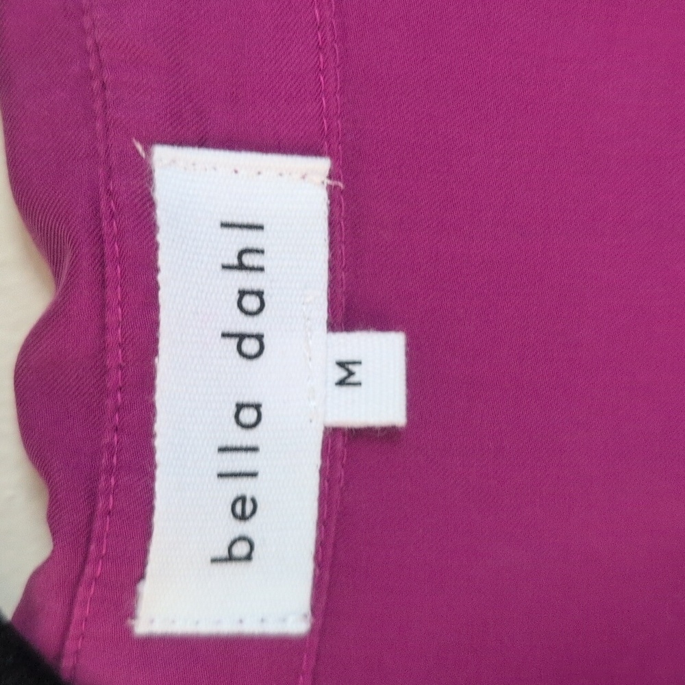 Bella Dahl Fuchsia Button-Down Blouse Size M NWT - Picture 4 of 8